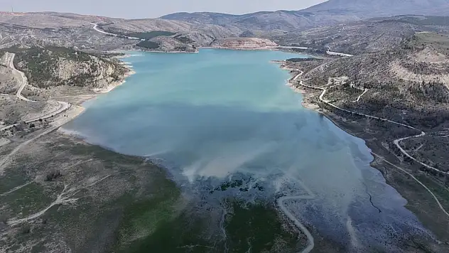 Konya'da şaşırtan su dönüşü