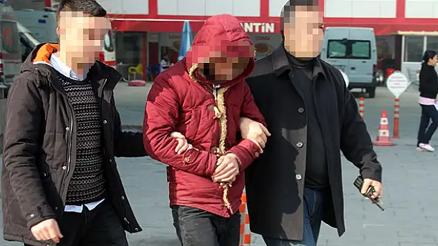 Konya'da satırlı soygun!