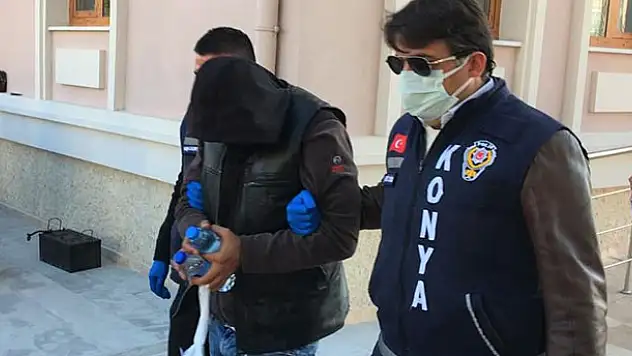 Konya'da sattıkları metil alkol sebebiyle bir kişinin ölümüne neden olan 2 zanlı tutuklandı