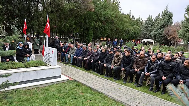 Konya'da şehit polis Ali Teke anısına lokma dağıtıldı
