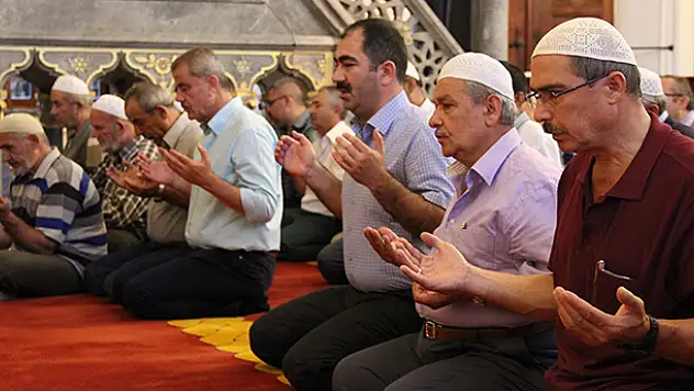Konya'da Şehitler İçin Dua Edildi