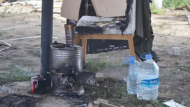 Konya'da semaverde çay için döktüğü tiner alev alan kişi yaralandı
