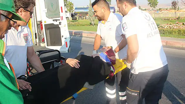 Konya'da servis midibüsü devrildi: 4 yaralı