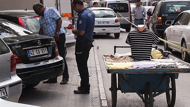 Konya'da seyyar satıcıya kanlı infaz