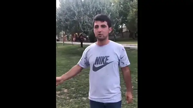 Konya'da seyyar satıcıyı dövüp telefonunu gasbeden Suriyeliler tutuklandı
