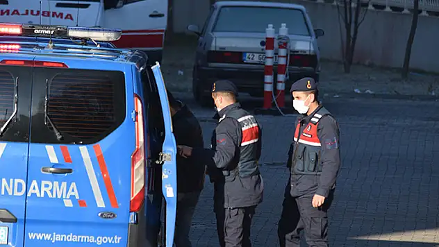 Konya'da 'siber dolandırıcılık' operasyonunun durumunu öğrenmeye gelen şüpheli tutuklandı