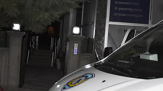 Konya'da sigara içme tartışmasında babasını silahla öldüren 16 yaşındaki genç tutuklandı
