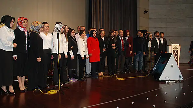 Konya'da şiir rüzgarı esti