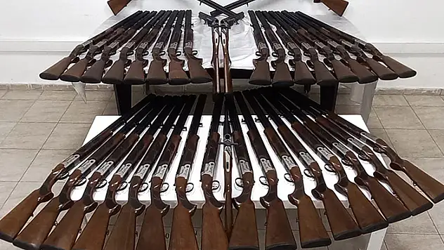 Konya'da silah kaçakçılığı operasyonunda 39 av tüfeği ele geçirildi