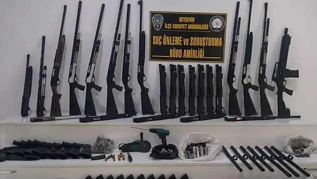 Konya'da silah kaçakçılığı operasyonunda 3 şüpheli yakalandı
