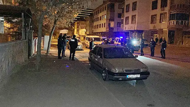 Konya'da silah ve bıçakların kullanıldığı kavgada 2 kişi yaralandı, 4 kişi gözaltına alındı

