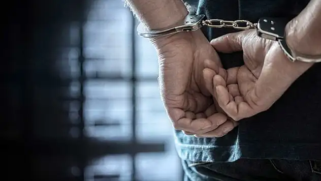Konya'da silahlı kavgada akrabasını vuran zanlı tutuklandı
