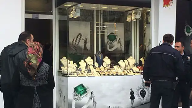 Konya'da silahlı kuyumcu soygunu