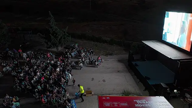Konya'da 'Sinema TIRI' ilçe ilçe yola çıktı