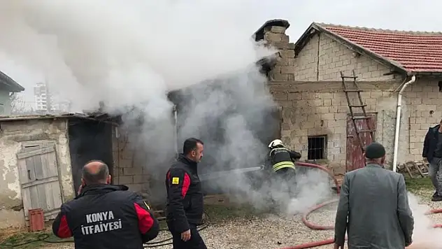 Konya'da soba kovasındaki ateş evin müştemilatını yaktı
