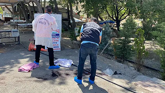 Konya'da 'soğuk çay' nedeniyle tartıştığı müşterisini öldüren sanığın tutukluluk hali sürecek
