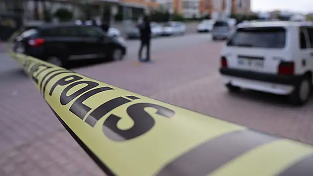 Konya'da sokak ortasında bıçaklı kavga: 2 ağır yaralı
