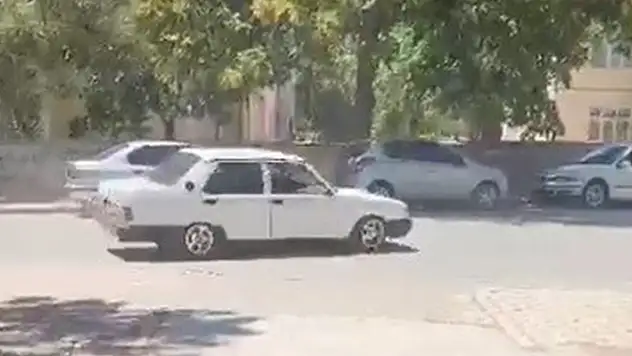 Konya'da sokak ortasında drift atan ehliyetsiz sürücüye 28 bin 532 lira ceza
