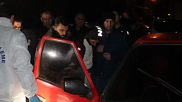 Konya'da soyguncular araçları bozulunca yakalandı