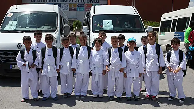 Konya'da spor okulları 10 bin kişi ile start verdi