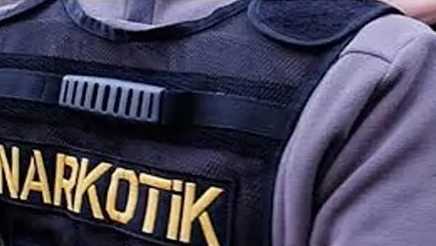 Konya'da şüphe üzerine durdurulan araçta patlıcan ve zeytin dolu çuvallardan uyuşturucu ele geçirildi
