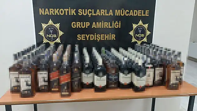 Konya'da şüphe üzerine durdurulan kamyonda kaçak içki ele geçirildi