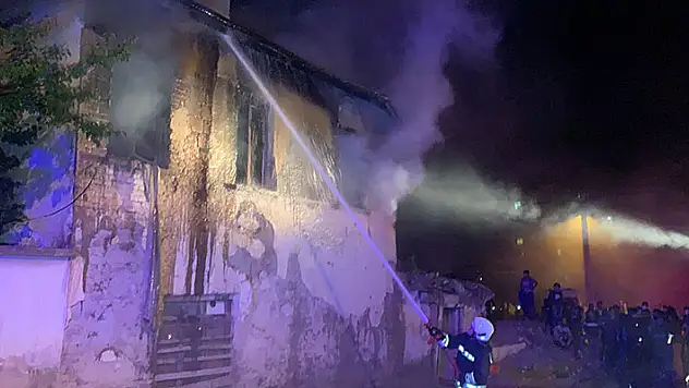 Konya'da Suriyeli ailenin kaldığı evde çıkan yangında 3 çocuk öldü