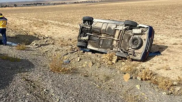 Konya'da takla atan otomobilde 2 kişi yaralandı