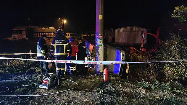 Konya'da takla atarak elektrik direğine çarpan otomobilin sürücüsü hayatını kaybetti
