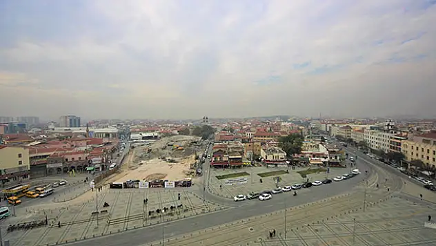Konya'da tarihi dönüşüm için Mevlana Çarşısı'nın yıkımı tamamlandı