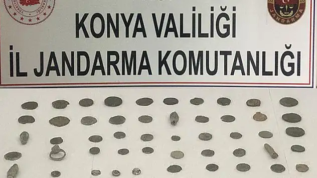 Konya'da tarihi eser niteliğinde 54 obje yakalandı
