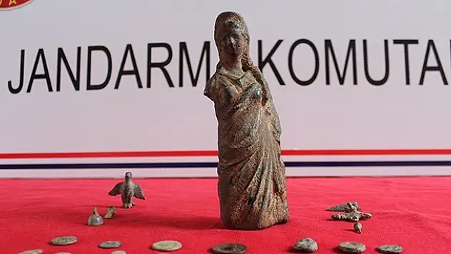 Konya'da tarihi eser operasyonu