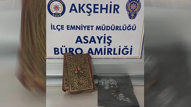 Konya'da tarihi Kur'an-ı Kerim ele geçirildi
