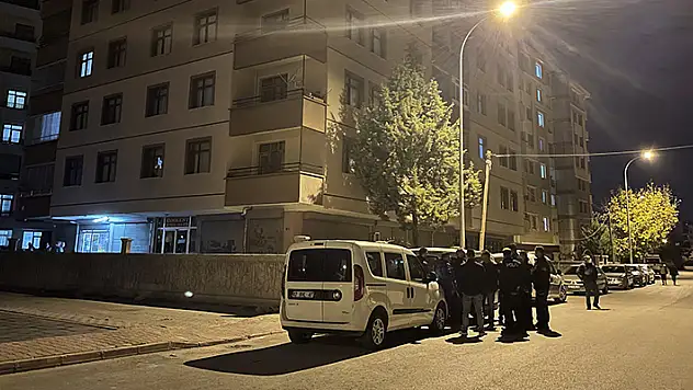 Konya'da tartıştığı apartman görevlisini bıçakla öldüren zanlı yakalandı