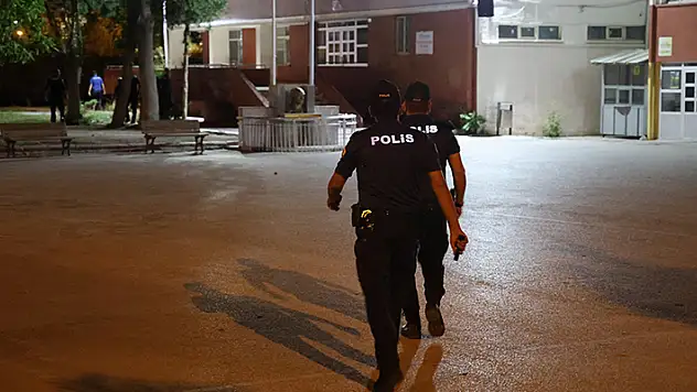 Konya'da tartıştığı kişiyi vuran şahıs, polise ateş açıp kaçtı
