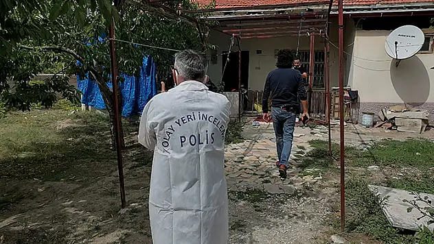 Konya'da tartıştığı oğlunu bıçakla yaralayan baba gözaltına alındı
