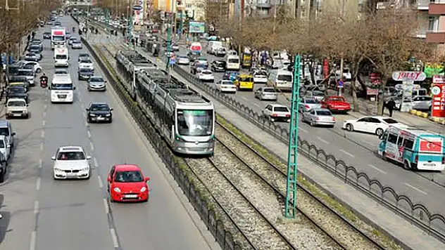 Konya'da taşıt sayısı arttı! 727 bin 504 adede ulaştı