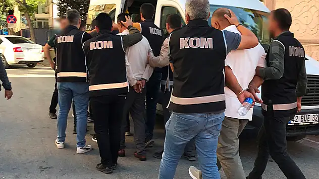 Konya'da tefeci operasyonu: 8 gözaltı