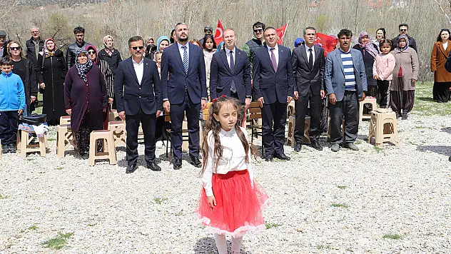Konya'da tek öğrencili okulda 23 Nisan duygulandırdı