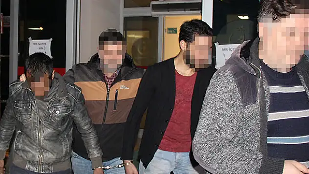 Konya'da Televizyon hırsızları devriye atan polise yakalandı