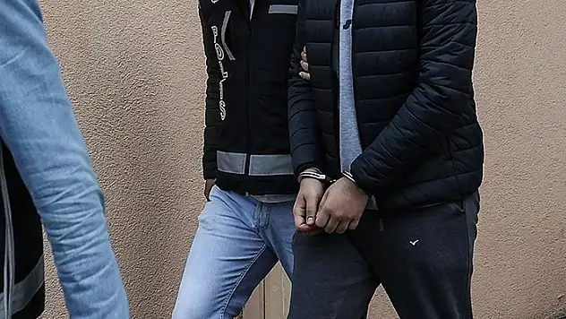 Konya'da terör örgütü operasyonu: PKK üyesi yabancı uyruklu 2 zanlı tutuklandı!
