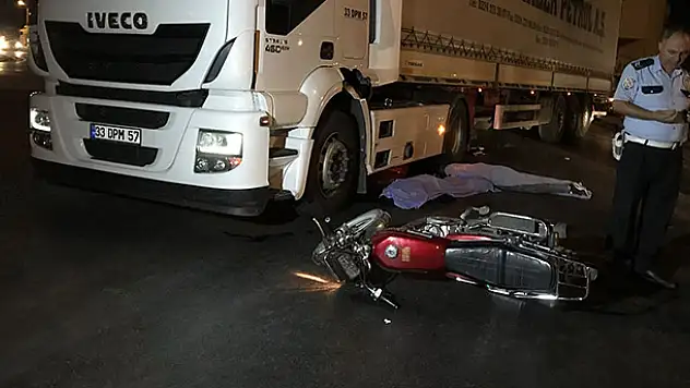 Konya'da tır ile motosiklet çarpıştı: 2 ölü, 1 yaralı