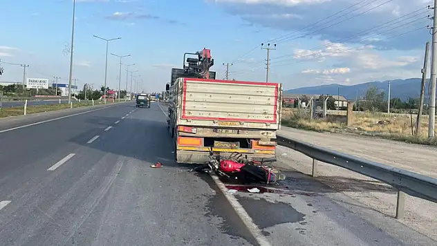 Konya'da tıra çarpan motosikletin sürücüsü yaralandı
