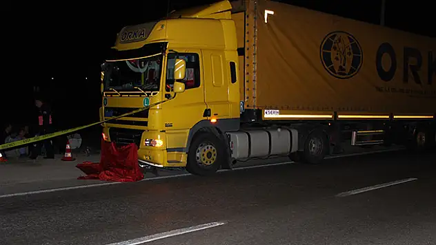 Konya'da tırın çarptığı işitme engelli bisikletli öldü
