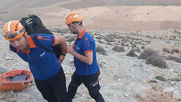 Konya'da tırmanış sırasında ayağı kırılan dağcıyı AFAD ekipleri kurtardı