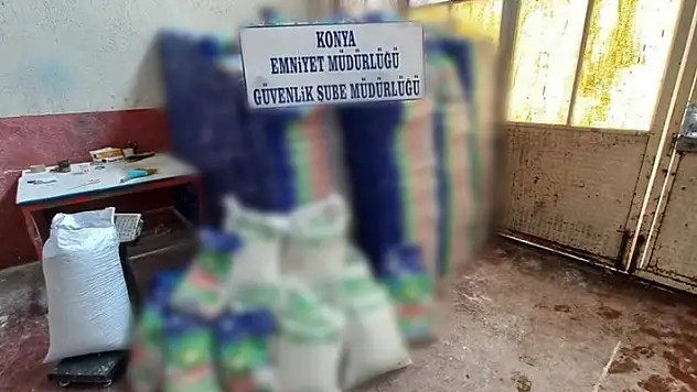 Konya'da tonlarca sahte üretim toz deterjan ele geçirildi: 2 şüpheli gözaltına alındı
