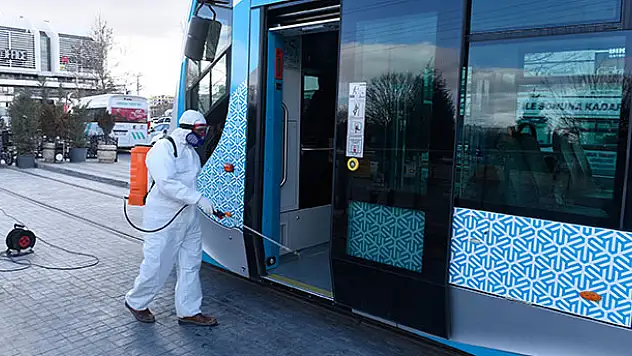 Konya'da toplu ulaşım araçları dezenfekte ediliyor