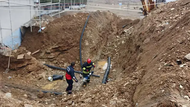Konya'da toprak kayması : 2 yaralı