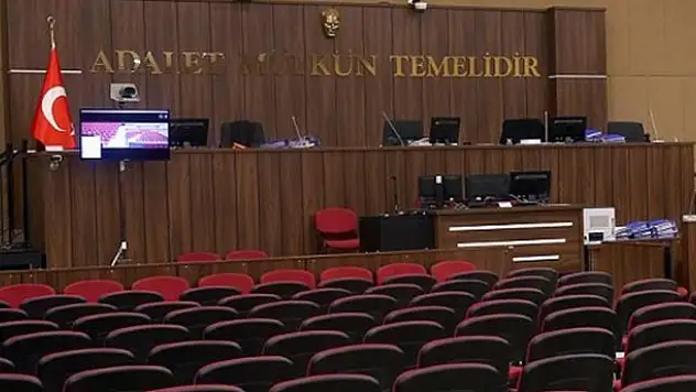 Konya'da torunuyla kavga eden komşusunu öldüren 80 yaşındaki sanığın duruşması görüldü