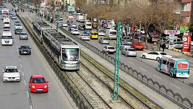 Konya'da trafiğe kayıtlı araç sayısı 853 bin 497'ye ulaştı